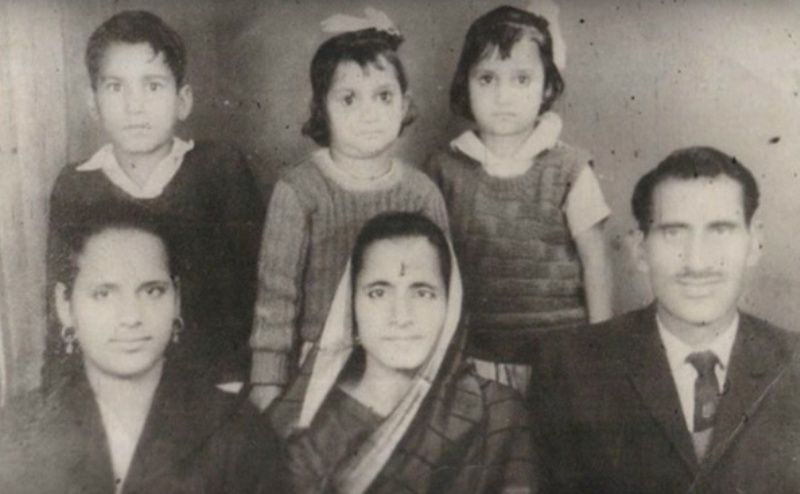 Panzinger Tomar with his mother, wife and children
